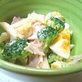 ブロッコリーとパスタのサラダ