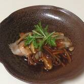 カレイの黒酢あんかけ