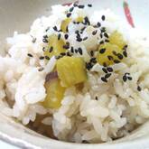 ほっくり甘い！サツマイモの炊き込みご飯