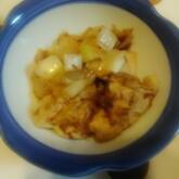 鶏肉と白ネギのおかかまみれ