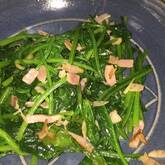 ホウレン草のバターしょうゆ炒め