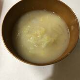 とろとろ甘い 白菜の味噌汁 by 吉田 朋美さん