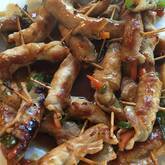 ご飯がすすむ！豚肉巻き 三色野菜で彩り鮮やか