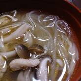 キノコの春雨スープ煮