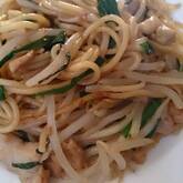 オイスターソースのニラ焼きそば