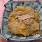 白菜と豚肉の煮物