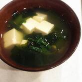 シンプルワカメのスープ