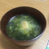 小松菜とお揚げのみそ汁