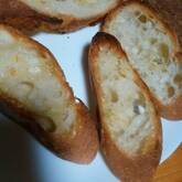 ガーリックトースト