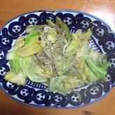 キャベツとジャコの蒸し煮