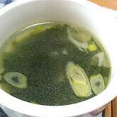 ネギワカメスープ