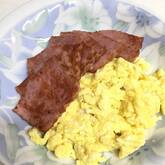 香菜とチーズのスクランブルエッグ