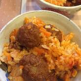 ミートボール入り炊き込みご飯