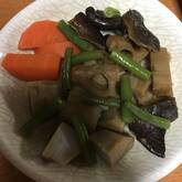 さつま揚げと根菜の煮物