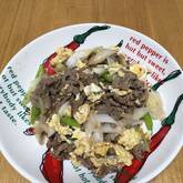 こってり牛肉とふわふわ卵のコショウ炒め