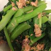 小松菜のゴマ油炒め