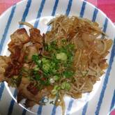 豚薄切肉のショウガ焼き