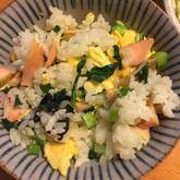 基本のチャーハン 鮭たっぷり 10分で！簡単丁寧においしく作ろう