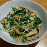 水菜と揚げの炒め物