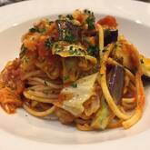 オリーブ入りトマトパスタ