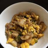 簡単！豚キムチ ピリ辛ふわふわ卵炒め ご飯がすすむ美味しさ