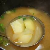 ジャガイモのみそ汁