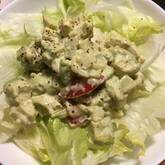 アボカドとレタスのサラダ