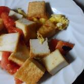 ゴマ油の香りがたまらない！トマトと卵の中華炒め