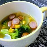 具材たっぷり！ごろっとブロッコリーとソーセージのコンソメスープ by 和田 良美さん