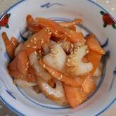 ニンジンとちくわのみそ炒め