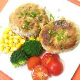 簡単ヘルシー！かさ増ししっとり甘辛おからハンバーグ