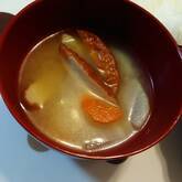 カブとさつま揚げのみそ汁