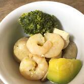 エビとブロッコリーの塩炒め