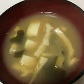 お揚げのみそ汁