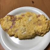 ベーコンとチーズ入り卵焼き