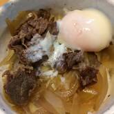 旨みたっぷり！甘辛牛丼 ぱぱっと作れる 黄金比のタレでご飯すすむ