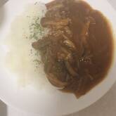 たっぷり牛肉のハヤシライス