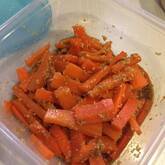 ニンジンのクルミ和え