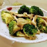 ブロッコリーのニンニク炒め