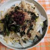 大根とワカメの梅サラダ