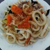 ワカメ入り焼きうどん