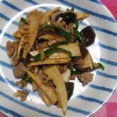 シイタケの炒め物