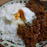コク旨！半熟卵のせドライカレー