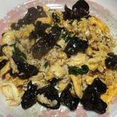 ゴマ油香る！キクラゲとキヌサヤの卵炒め（ムースーロー）