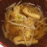 玉ネギとモヤシのみそ汁