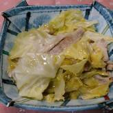 豚バラ肉と春キャベツの塩蒸し