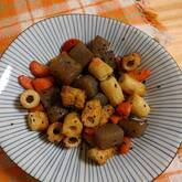 お手軽食材で！ちくわとコンニャクの煮物