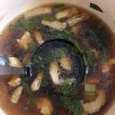 鶏肉・しょうゆ味のスープ