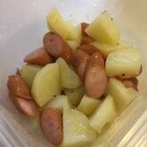 ジャガイモとソーセージの塩煮