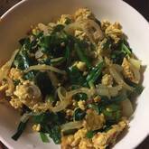 ニラとモヤシの卵炒め